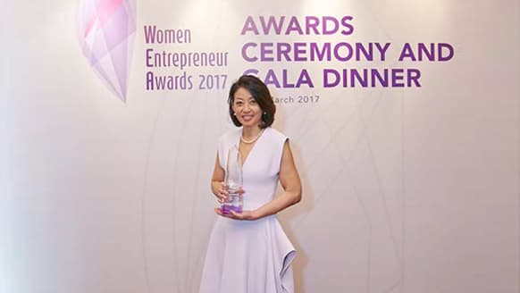 受当地女性企业家的启发