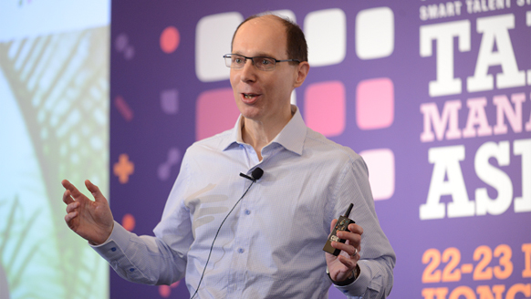 照片和综述: 2017年香港人才管理